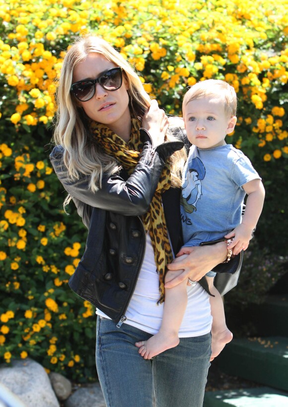 Kristin Cavallari et son petit Camden Cutler à Los Angeles, le 30 juillet 2013