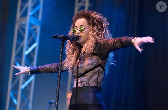 Ella Eyre en concert lors du "V Festival" à Chelmsford, le 17 août 2014. 