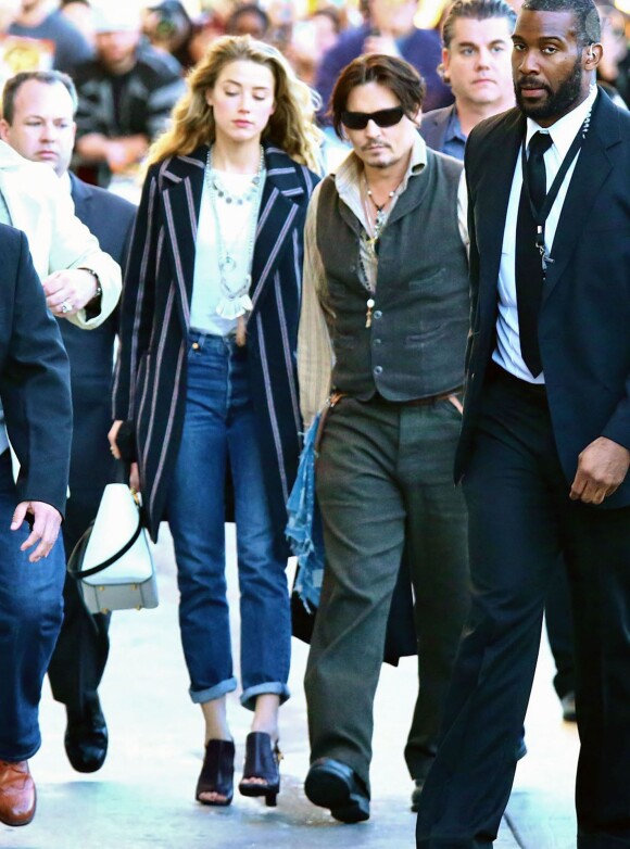Johnny Depp et sa fiancée Amber Heard arrivent sur le plateau de l'émission "Jimmy Kimmel Live" à Hollywood. Le 15 janvier 2015  