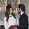 Le prince Carl Philip de Suède et Sofia Hellqvist le 17 mai 2015 lors de la réception au palais Drottningholm, à Stockholm, suivant la cérémonie de publication des bans de leur mariage.