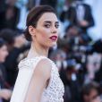 Cansu Dere lors de la montée des marches du film Vice-Versa lors du 68e Festival International du Film de Cannes, à Cannes le 18 mai 2015