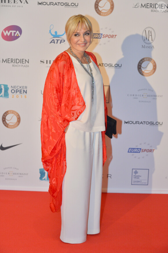 La chanteuse Gougoush lors de la soirée de la fondation Champ'Seed à l'hôtel Méridien de Monte-Carlo à Monaco le 19 mai 2015