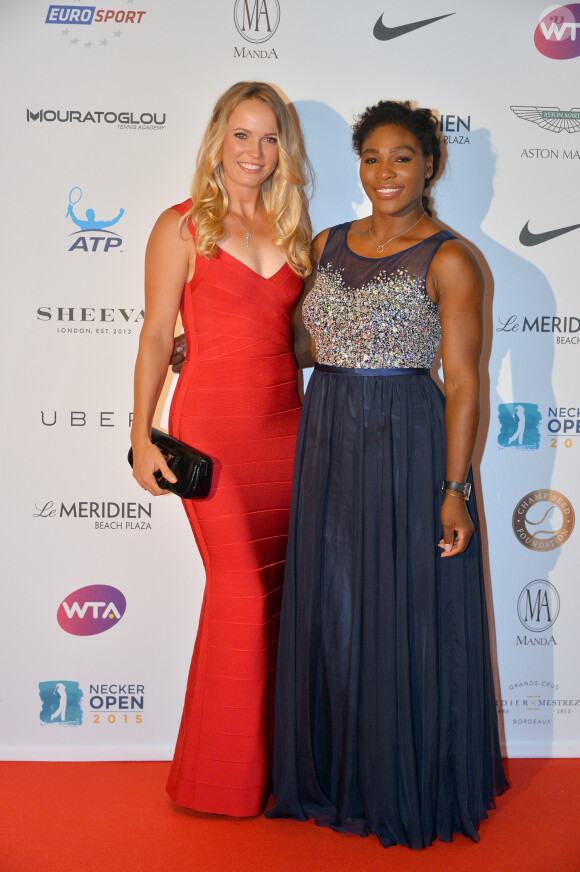 Caroline Wozniacki et Serena Williams lors de la soirée de la fondation Champ'Seed à l'hôtel Méridien de Monte-Carlo à Monaco le 19 mai 2015