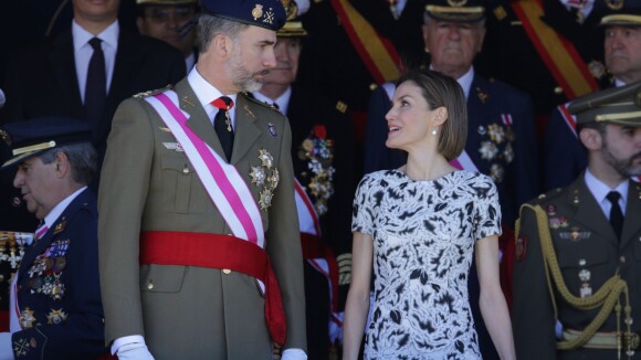 Letizia d'Espagne sublime auprès de Felipe solennel pour leurs 11 ans de mariage