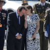 Le roi Felipe VI et la reine Letizia d'Espagne présidaient la cérémonie de prestation de serment des nouveaux membres de la Garde royale, au palais du Pardo, le 22 mai 2015, jour de leur 11e anniversaire de mariage.