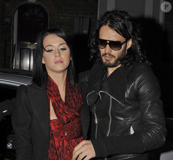 Katy Perry et Russell Brand en novembre 2009 à Londres