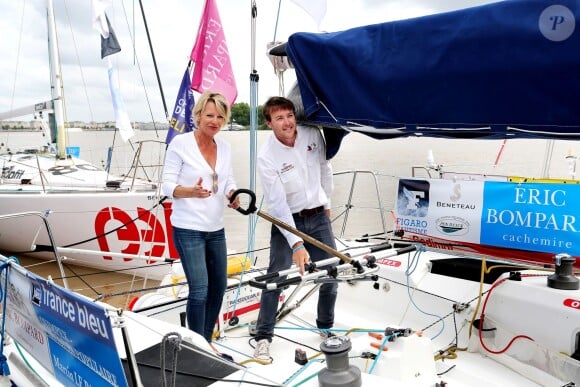 Sophie Davant (52ans) est la marraine du bateau de course OSP, 'Ovimpex Secours Populaire' et de son skipper Martin Le Pape. Le bateau participera à la course en solitaire du Figaro dont le coup d'envoi aura lieu le 31 mai depuis les quais de Bordeaux. Photo prise le 25 mai 2015 à Bordeaux.