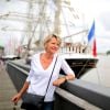 Sophie Davant est la marraine du bateau de course OSP, 'Ovimpex Secours Populaire' et de son skipper Martin Le Pape. Le bateau participera à la course en solitaire du Figaro dont le coup d'envoi aura lieu le 31 mai depuis les quais de Bordeaux. Photo prise le 25 mai 2015 à Bordeaux.