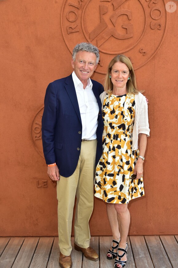 Nelson Monfort et sa femme Dominique - People au village des Internationaux de France de tennis de Roland Garros à Paris le 27 mai 2015