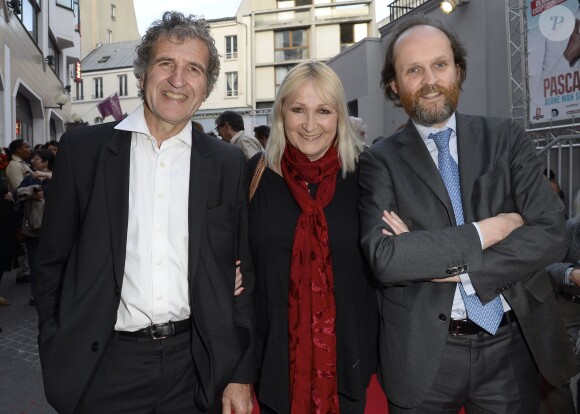 Gérard Leclerc et sa femme Julie, Jean-Marc Dumontet - Dernière du spectacle "Les Franglaises" au théâtre Bobino à Paris, le 27 mai 2015 
