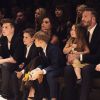 Victoria, David Beckham et leurs enfants Brooklyn, Romeo, Cruz et Harper, James Corden et Anna Wintour assistent au défilé London in Los Angeles de Burberry. Los Angeles, le 16 avril 2015.