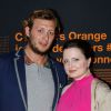 Amaury Leveaux et sa compagne Elizaveta enceinte - Photocall de la 4ème édition de l'exposition des projets réalisés par les participants du concours "Orange Jeunes Designers" au Carreau du Temple à Paris, le 4 juin 2015.