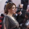 Agnès Jaoui - Montée des marches du film "La Tête Haute" pour l'ouverture du 68 ème Festival du film de Cannes le 13 mai 2015