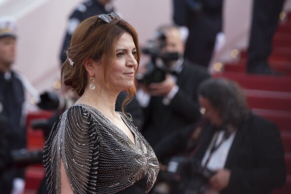 Agnès Jaoui - Montée des marches du film "La Tête Haute" pour l'ouverture du 68 ème Festival du film de Cannes le 13 mai 2015
