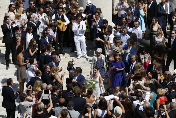 Exclusif - Mariage religieux de Vincent Labrune, Président de l'Olympique de Marseille, et Laetitia de Luca à l'église collégiale Saint-Martin de Saint-Rémy-de-Provence, le 6 juin 2015.