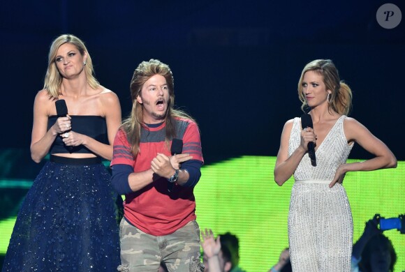 Erin Andrews, Brittany Snow, David Spade - Cérémonie des Country Music Television Awards au Bridgestone Arena de Nashville, Tennessee, le 10 juin 2015.