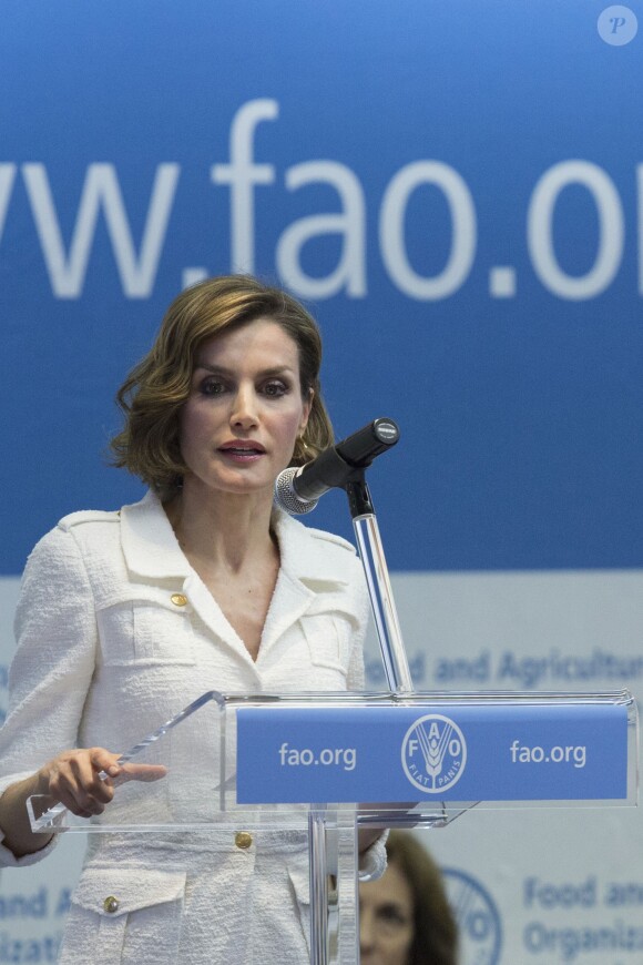 La reine Letizia d'Espagne a été nommée le 12 juin 2015 Ambassadrice spéciale de la FAO pour la nutrition, à Rome, lors de la 39e conférence de de l'Organisation des Nations unies pour l'Alimentation et l'Agriculture. sa mission : aider à éradiquer la fin et à promouvoir une alimentation saine et durable.