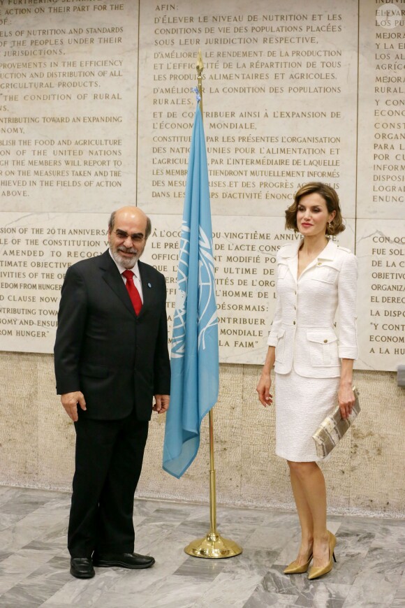 La reine Letizia d'Espagne a été nommée le 12 juin 2015 Ambassadrice spéciale de la FAO pour la nutrition, à Rome, lors de la 39e conférence de de l'Organisation des Nations unies pour l'Alimentation et l'Agriculture. sa mission : aider à éradiquer la fin et à promouvoir une alimentation saine et durable.
