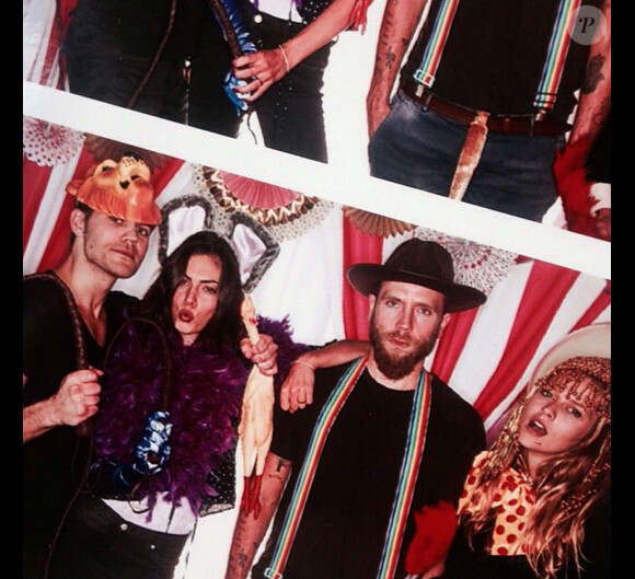 Phoebe Tonkin, Teresa Palmer et Paul Wesley à la baby-shower de Jaime King, sur Instagram le 15 juin 2015