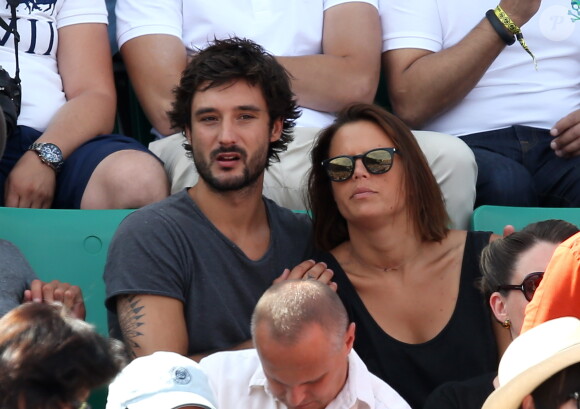 Laure Manaudou et son compagnon Jérémy Frérot lors de la finale masculine des Internationaux de France à Roland-Garros le 7 juin 2015 à Paris