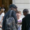 Michael Jordan à la sortie de l'hôtel Peninsula de Paris le 12 juin 2015