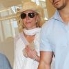 Britney Spears prend un vol à l'aéroport de Los Angeles, le 18 juin 2015.