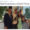 Keylor Navas heureux d'être la nouvelle recrue du Real Madrid avec sa femme Andrea Salas, et sa belle-fille Daniela, le 4 août 2014