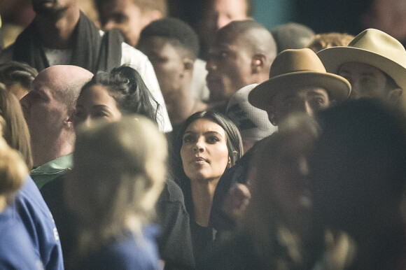 Kim Kardashian lors du concert de Kanye West à Glastonbury, le 28 juin 2015.