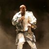 Kanye West sur scène à Glastonbury le 27 juin 2015.
