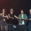 Niall Horan et Louis Tomlinson lors du festival Glastonbury 2015 à Somerset, Royaume-Uni, le 26 juin 2015 