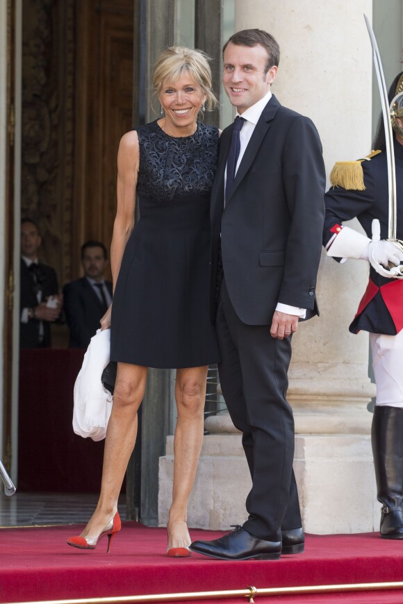 Emmanuel Macron et Brigitte Trogneux - Dîner d'Etat en l'honneur du Felipe VI et la reine Letizia d'Espagne, reçus par François Hollande, président de la République française, au Palais de l'Elysée à Paris le 2 juin 2015.