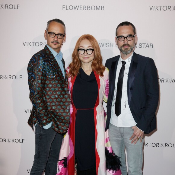 Viktor Horsting, Tori Amos et Rolf Snoeren  - Soirée du 10ème anniversaire de la création du parfum " Flowerbomb" de Viktor&Rolf au Trianon à Paris le 8 juillet 2015