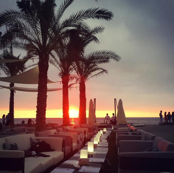 Coucher de soleil posté par Laeticia Hallyday sur Instagram. Au Festival International de Jounieh au Liban, le 9 juillet 2015.