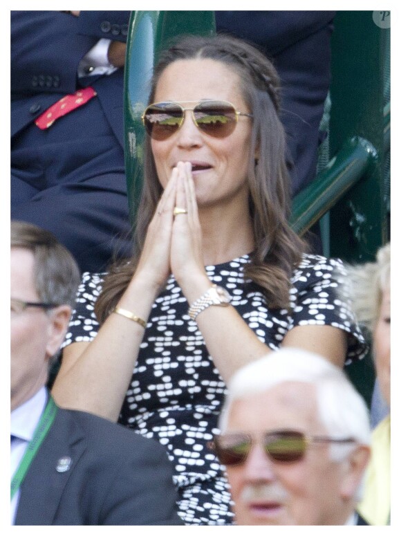 Pippa Middleton, en Carolina Herrera, à Wimbledon le 9 juillet 2015.