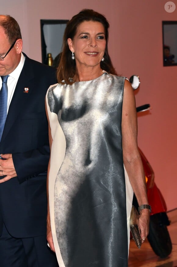 La princesse Caroline de Hanovre le 10 juillet 2015 au Sporting de Monte-Carlo lors du gala annuel au profit de l'association Fight Aids Monaco, présidée par la princesse Stéphanie de Monaco.