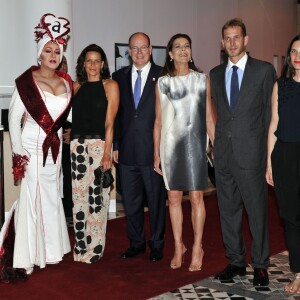 La princesse Stéphanie de Monaco, le prince Albert II de Monaco, la princesse Caroline de Hanovre, Andrea Casiraghi et sa femme Tatiana Santo Domingo le 10 juillet 2015 au Sporting de Monte-Carlo lors du gala annuel au profit de l'association Fight Aids Monaco, présidée par la princesse Stéphanie de Monaco.