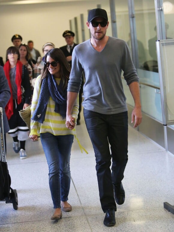Lea Michele et son compagnon Cory Monteith arrivent a l'aeroport LAX de Los Angeles. Le 5 janvier 2013  