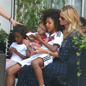 Heidi Klum emmène ses quatre enfants Leni, Henry, Johan et Lou au musée Whitney à New York le 11 juin 2015