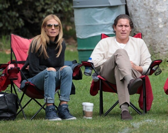 - Heidi Klum est allée voir ses enfants jouer au football à Brentwood, en compagnie de son amoureux Vito Schnabel.