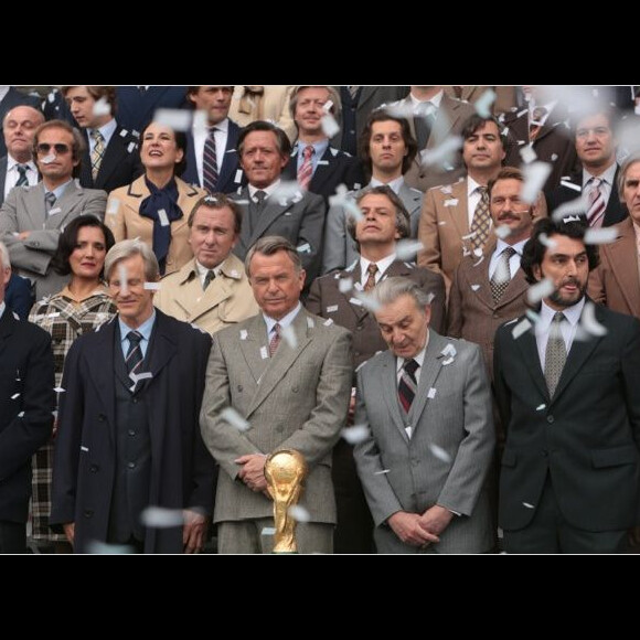 Tim Roth et Sam Neill dans United Passions.