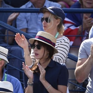 Nolwenn Leroy lors du match entre Andy Murray et Gilles Simon en quart de finale de la Coupe Davis entre la France et la Grande-Bretagne, au Queens Club de Londres, le 19 juillet 2015