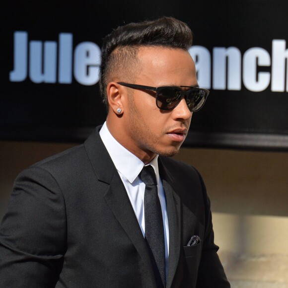 Lewis Hamilton lors des obsèques de Jules Bianchi le 21 juillet 2015 en la cathédrale Sainte-Réparate de Nice