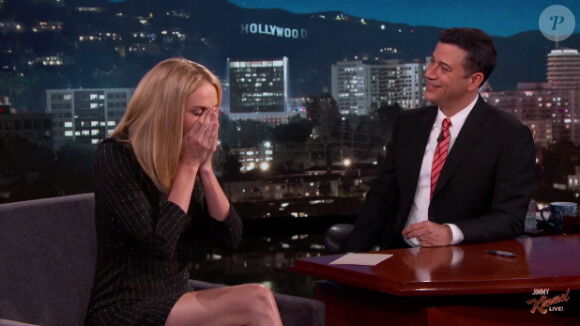 Charlize Theron sur le plateau de l'émission Jimmy Kimmel Live! évoque sa rencontre gênante avec le président Barack Obama.
