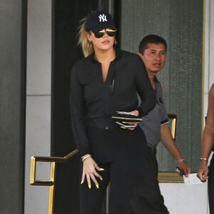 Khloe Kardashian fait du shopping dans les rues de Beverly Hills, le 19 juillet 2015  