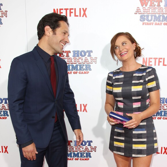 Paul Rudd et Amy Poehler à la première de "Wet Hot American Summer: First Day of Camp", la nouvelle série Netflix, à New York le 22 juillet 2015.