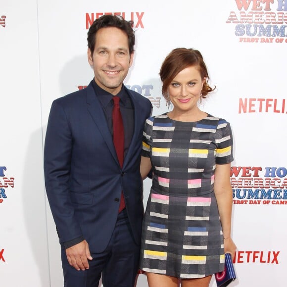 Paul Rudd et Amy Poehler à la première de "Wet Hot American Summer: First Day of Camp", la nouvelle série Netflix, à New York le 22 juillet 2015.