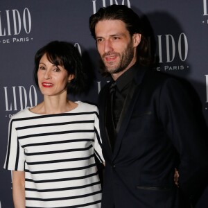 Marie-Claude Pietragalla et son compagnon Julien Derouault à l'occasion de la présentation du nouveau spectacle du Lido "Paris Merveilles" à Paris, le 8 avril 2015