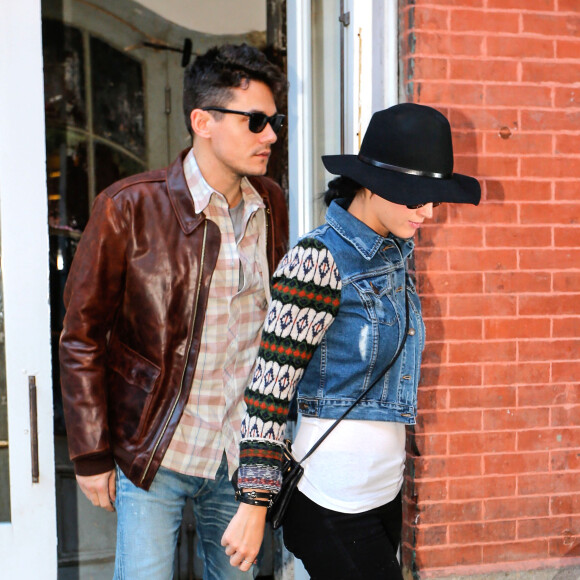 Katy Perry et son nouveau petit-ami John Mayer vont dejeuner au restaurant ABC Kitchen, le jour des 35 ans de John, a New York, le 16 octobre 2012.  