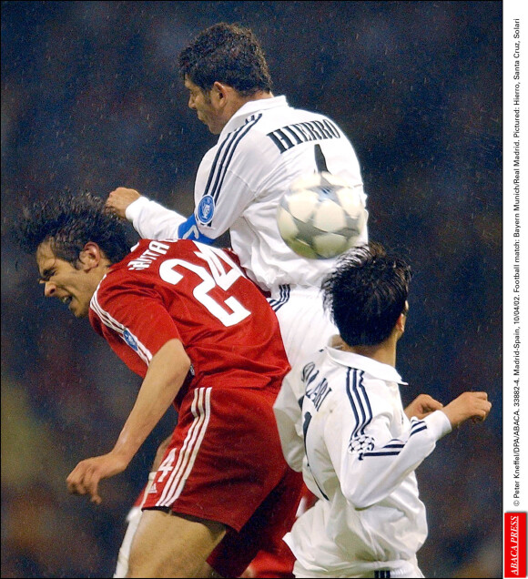 Fernando Hierro à Madrid le 10 avril 2002. 