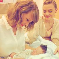 Jaime King présente son bébé Leo Thames à sa marraine, Taylor Swift